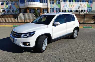 Внедорожник / Кроссовер Volkswagen Tiguan 2012 в Киеве