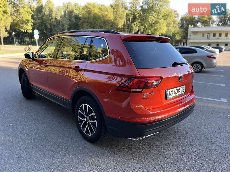 Внедорожник / Кроссовер Volkswagen Tiguan 2019 в Харькове