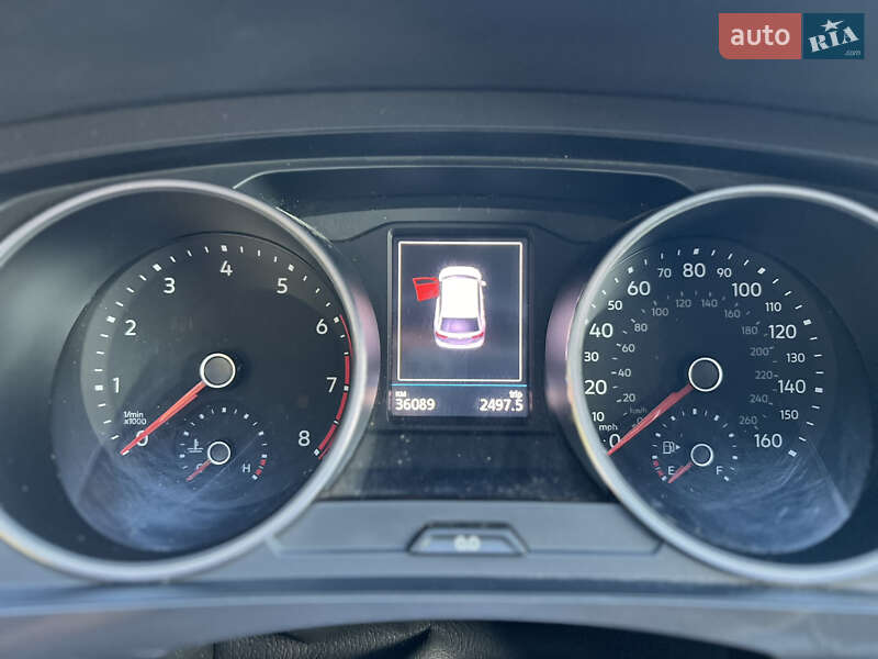 Внедорожник / Кроссовер Volkswagen Tiguan 2019 в Харькове