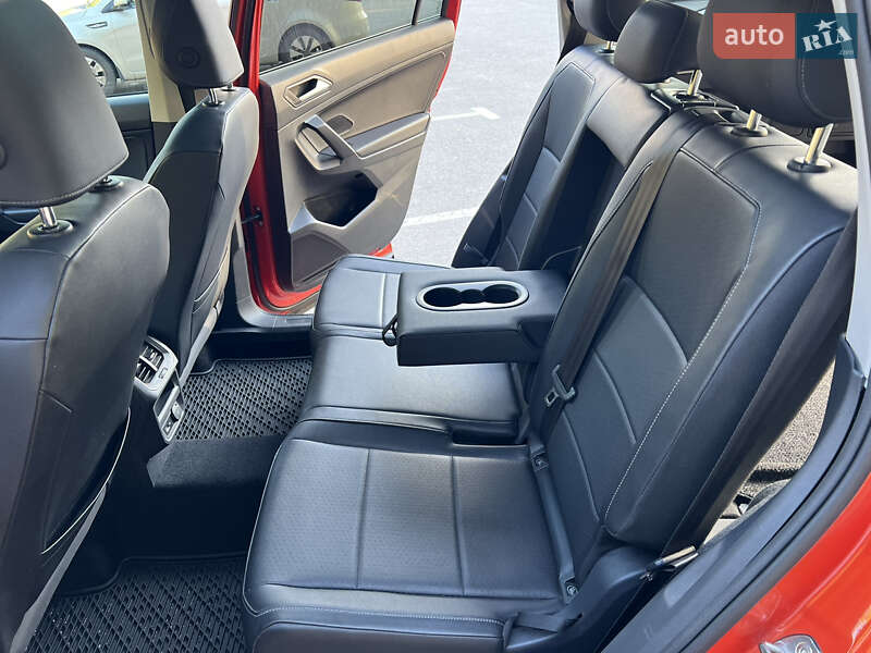 Внедорожник / Кроссовер Volkswagen Tiguan 2019 в Харькове