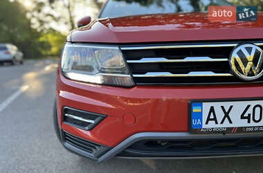 Внедорожник / Кроссовер Volkswagen Tiguan 2019 в 
