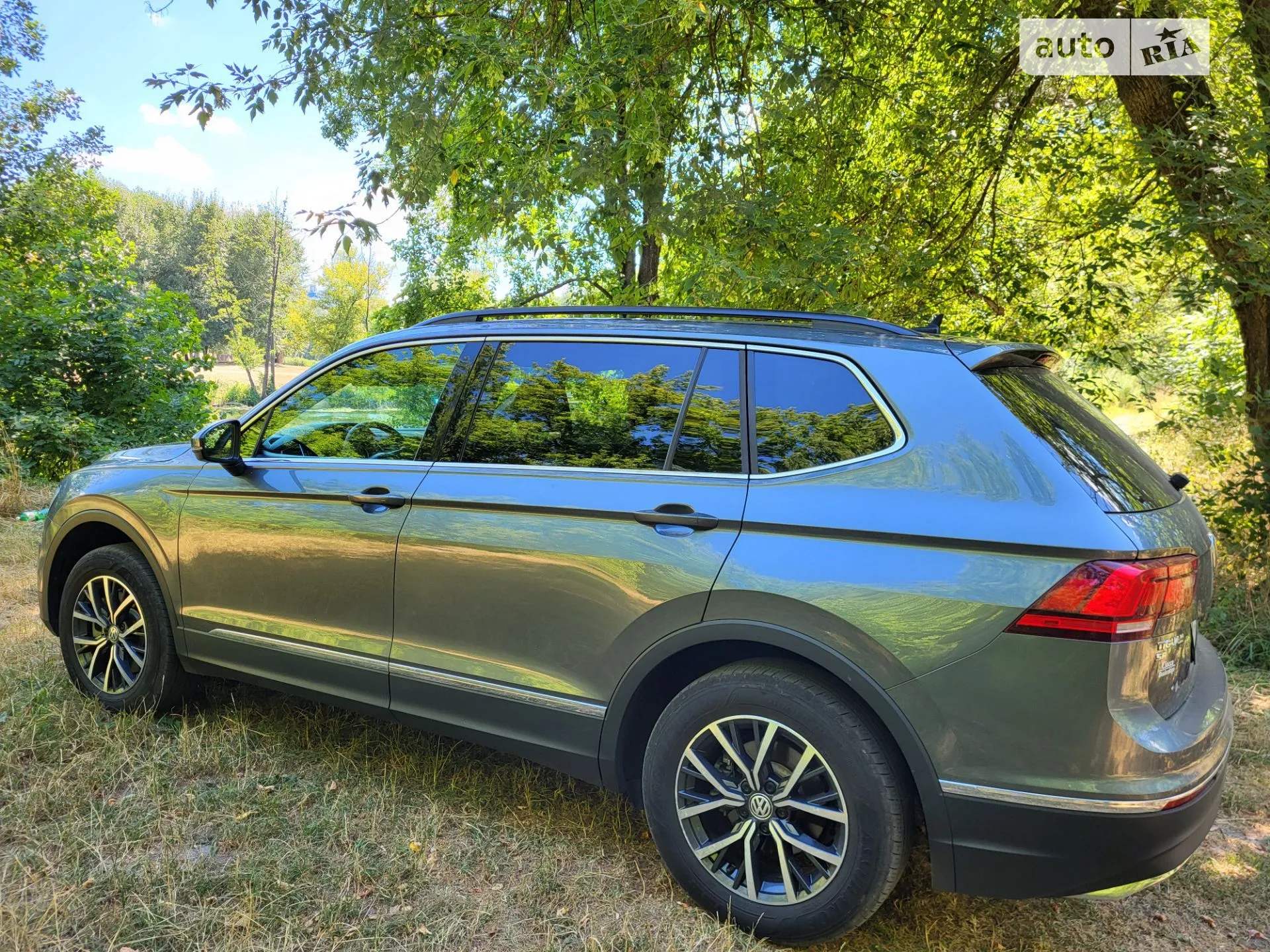 2020 Volkswagen Tiguan - мініатюра 3