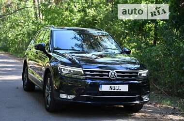 Позашляховик / Кросовер Volkswagen Tiguan 2017 в Кропивницькому