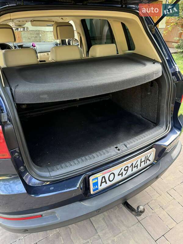 Внедорожник / Кроссовер Volkswagen Tiguan 2012 в Ужгороде