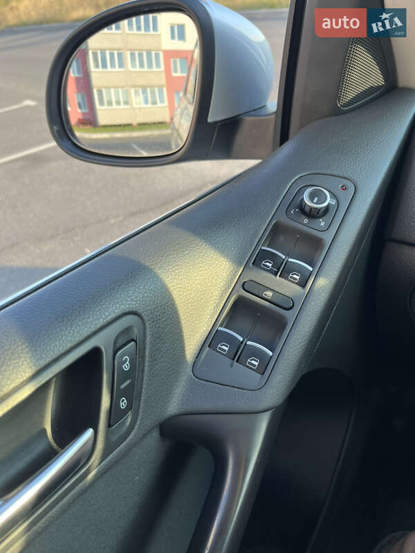 Позашляховик / Кросовер Volkswagen Tiguan 2010 в Вінниці фото 10 Позашляховик / Кросовер Volkswagen Tiguan 2010 в Вінниці