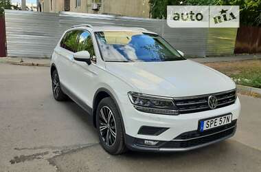 Внедорожник / Кроссовер Volkswagen Tiguan 2019 в Харькове