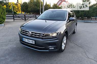 Внедорожник / Кроссовер Volkswagen Tiguan 2020 в Кропивницком