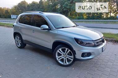 Позашляховик / Кросовер Volkswagen Tiguan 2011 в Тернополі