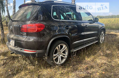 Позашляховик / Кросовер Volkswagen Tiguan 2012 в Житомирі