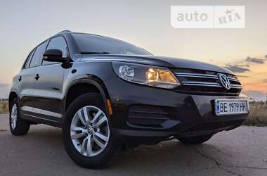 Внедорожник / Кроссовер Volkswagen Tiguan 2016 в Николаеве