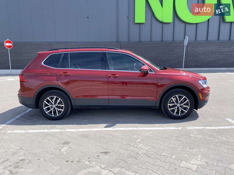 Внедорожник / Кроссовер Volkswagen Tiguan 2019 в Киеве