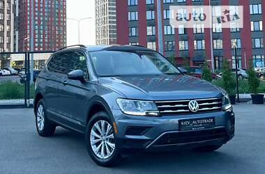 Внедорожник / Кроссовер Volkswagen Tiguan 2018 в Киеве