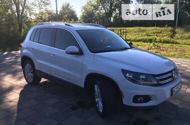 Внедорожник / Кроссовер Volkswagen Tiguan 2012 в Самборе