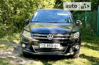 Внедорожник / Кроссовер Volkswagen Tiguan 2015 в Черновцах