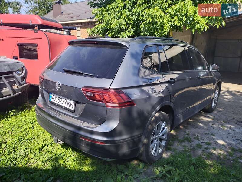 Внедорожник / Кроссовер Volkswagen Tiguan 2019 в Харькове