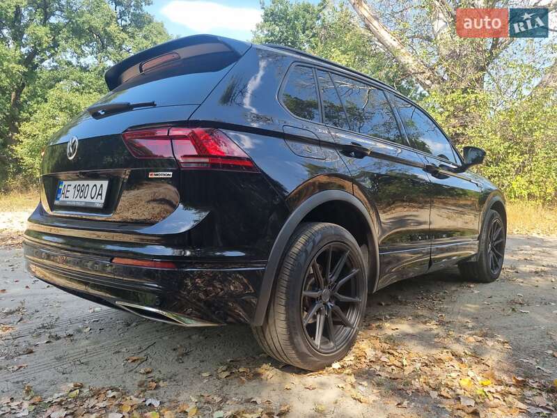 Позашляховик / Кросовер Volkswagen Tiguan 2020 в Дніпрі