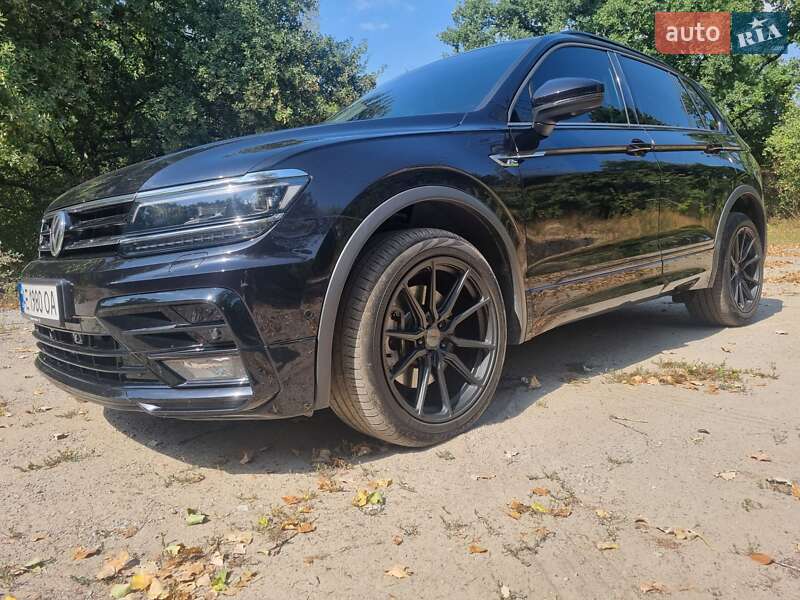 Позашляховик / Кросовер Volkswagen Tiguan 2020 в Дніпрі