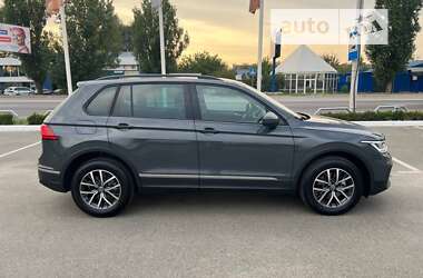 Внедорожник / Кроссовер Volkswagen Tiguan 2024 в Киеве