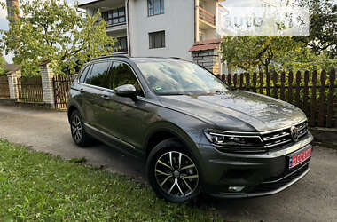 Внедорожник / Кроссовер Volkswagen Tiguan 2019 в Ивано-Франковске