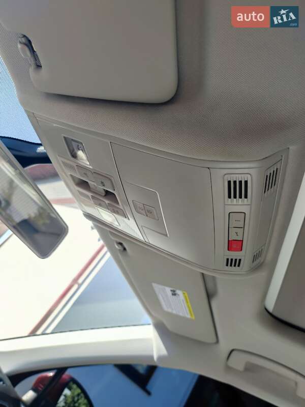 Внедорожник / Кроссовер Volkswagen Tiguan 2017 в Ужгороде фото 22 Внедорожник / Кроссовер Volkswagen Tiguan 2017 в Ужгороде