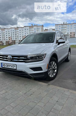 Внедорожник / Кроссовер Volkswagen Tiguan 2018 в Виннице