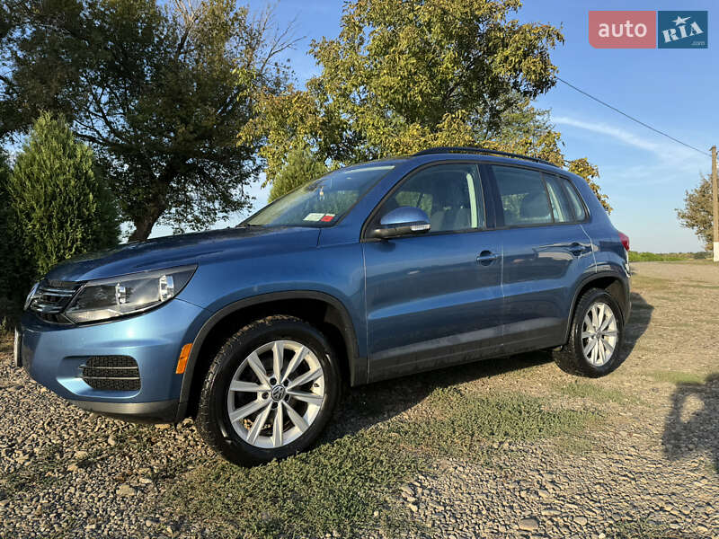 Позашляховик / Кросовер Volkswagen Tiguan 2018 в Чернівцях