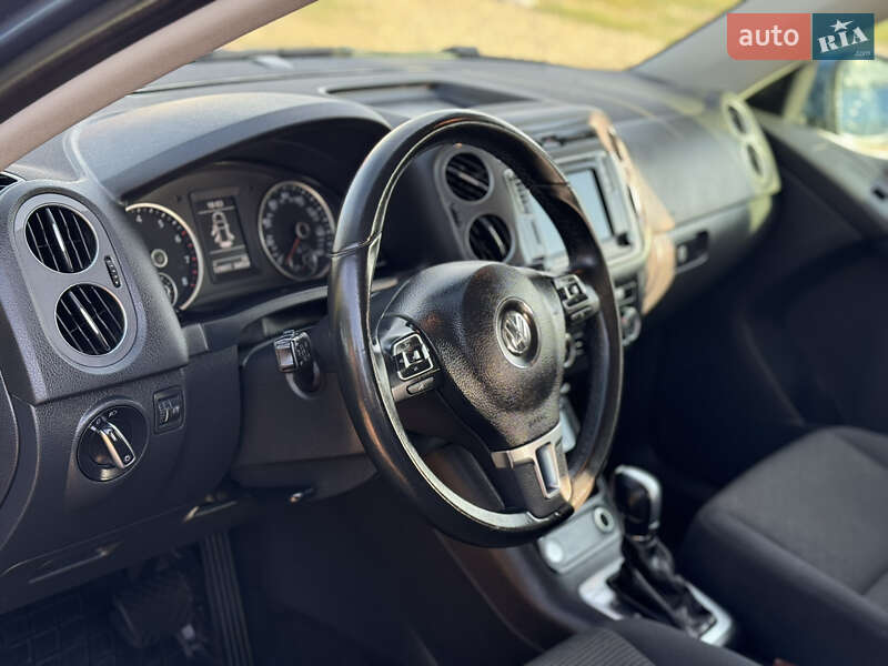 Позашляховик / Кросовер Volkswagen Tiguan 2018 в Чернівцях