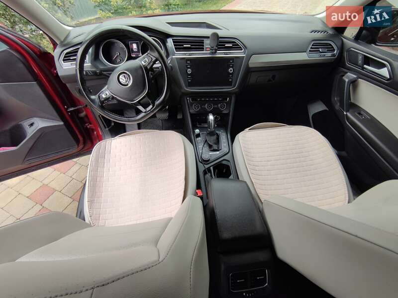 Внедорожник / Кроссовер Volkswagen Tiguan 2017 в Ужгороде фото 26 Внедорожник / Кроссовер Volkswagen Tiguan 2017 в Ужгороде