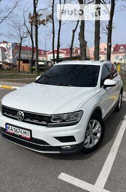 Внедорожник / Кроссовер Volkswagen Tiguan 2018 в Киеве