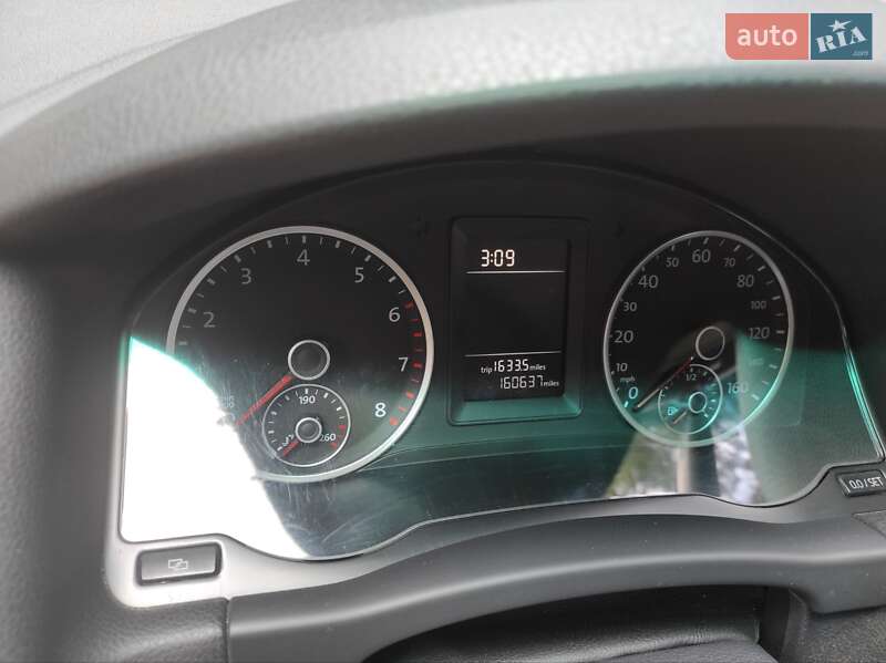 Внедорожник / Кроссовер Volkswagen Tiguan 2010 в Львове