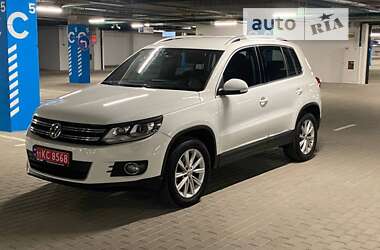 Внедорожник / Кроссовер Volkswagen Tiguan 2014 в Киеве