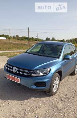 Внедорожник / Кроссовер Volkswagen Tiguan 2017 в Днепре