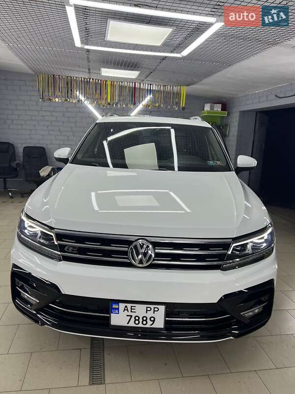 Внедорожник / Кроссовер Volkswagen Tiguan 2018 в Кривом Роге