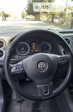 Внедорожник / Кроссовер Volkswagen Tiguan 2013 в 