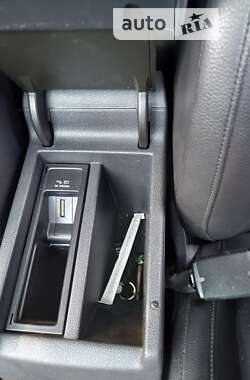 Внедорожник / Кроссовер Volkswagen Tiguan 2013 в 
