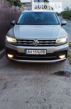 Внедорожник / Кроссовер Volkswagen Tiguan 2019 в Днепре