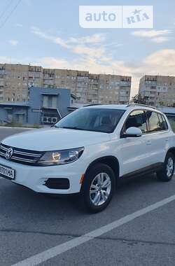 Позашляховик / Кросовер Volkswagen Tiguan 2016 в Львові