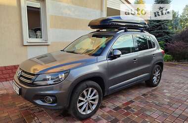 Позашляховик / Кросовер Volkswagen Tiguan 2012 в Києві