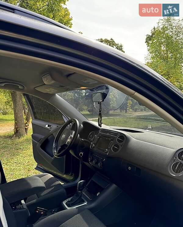 Позашляховик / Кросовер Volkswagen Tiguan 2015 в Харкові фото 6 Позашляховик / Кросовер Volkswagen Tiguan 2015 в Харкові