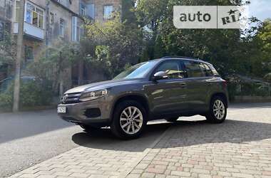 Внедорожник / Кроссовер Volkswagen Tiguan 2018 в Черновцах