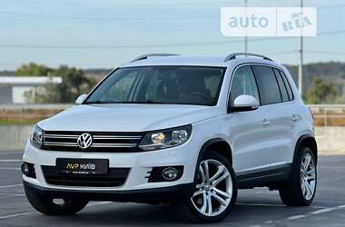 Внедорожник / Кроссовер Volkswagen Tiguan 2012 в Киеве