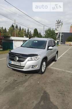 Внедорожник / Кроссовер Volkswagen Tiguan 2011 в Киеве