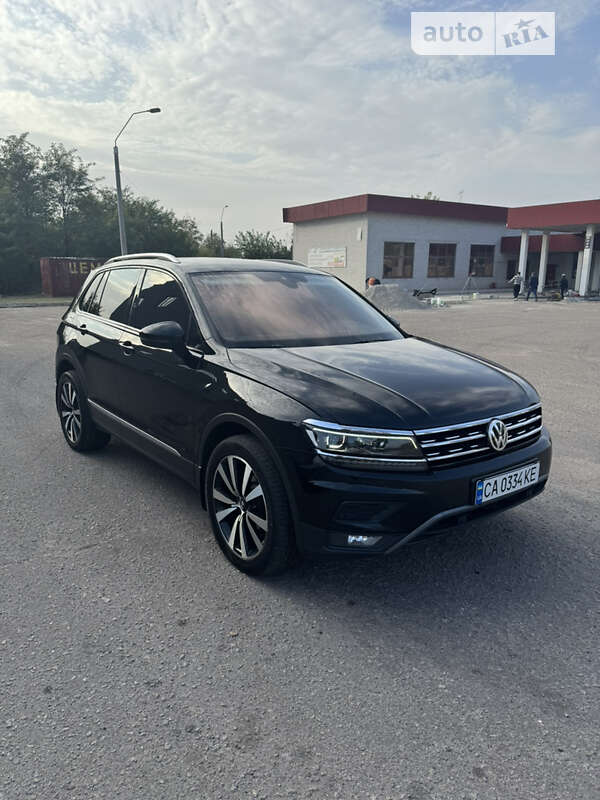 Позашляховик / Кросовер Volkswagen Tiguan 2018 в Миронівці