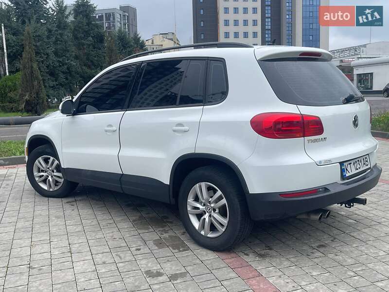 Внедорожник / Кроссовер Volkswagen Tiguan 2016 в Ивано-Франковске