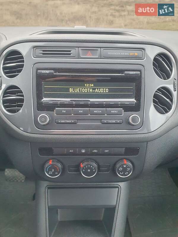 Внедорожник / Кроссовер Volkswagen Tiguan 2014 в Киеве