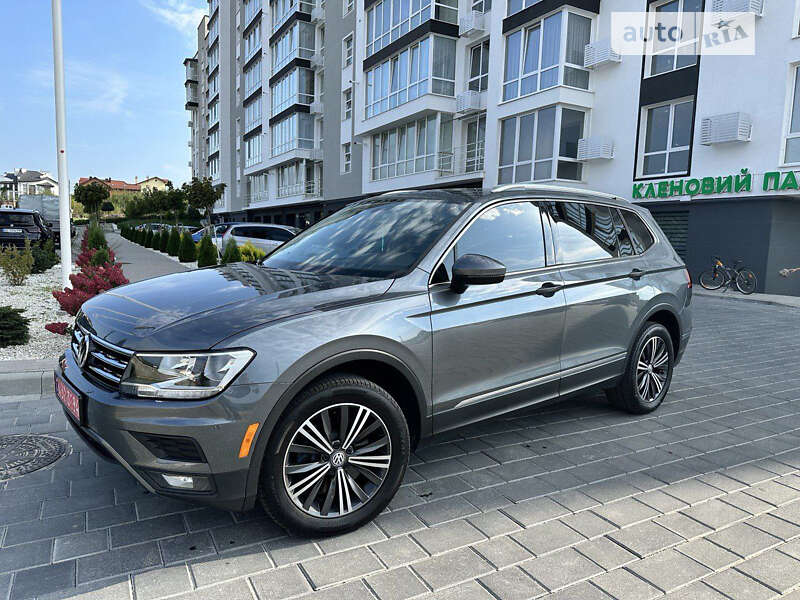 Внедорожник / Кроссовер Volkswagen Tiguan 2017 в Трускавце