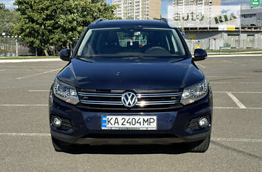 Внедорожник / Кроссовер Volkswagen Tiguan 2016 в Киеве