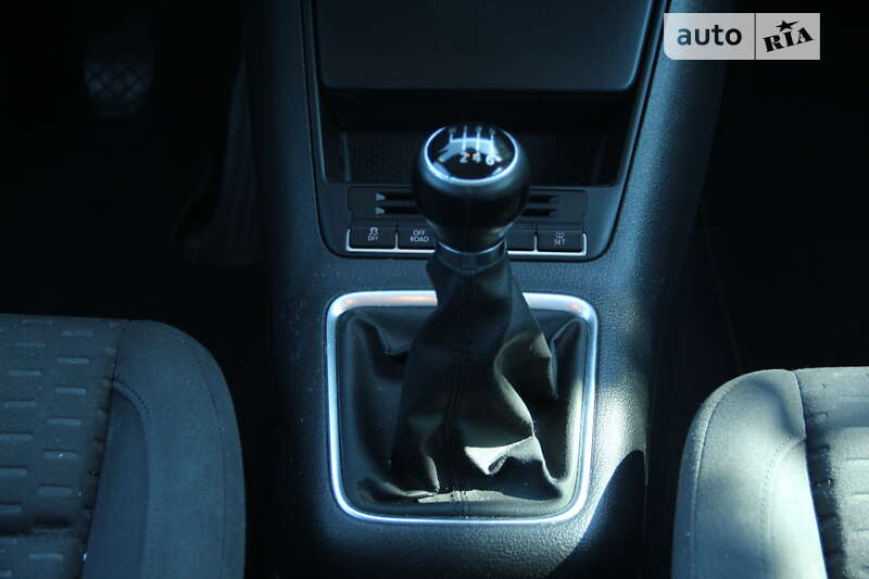 Внедорожник / Кроссовер Volkswagen Tiguan 2011 в Киеве