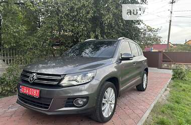 Позашляховик / Кросовер Volkswagen Tiguan 2015 в Вінниці