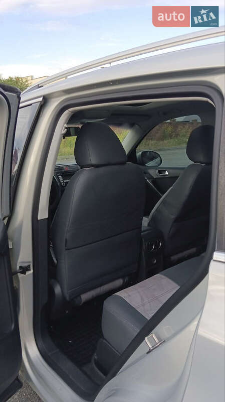 Внедорожник / Кроссовер Volkswagen Tiguan 2008 в Ровно
